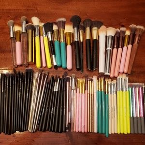 Makeup brush LOT SOLD FB